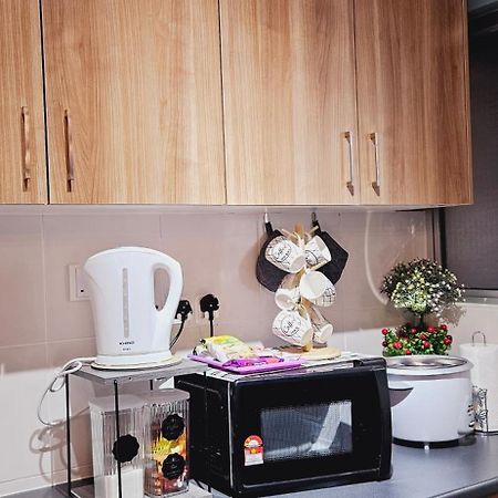 E. R Homestay 3R2B Nearby Klia Σεπάνγκ Εξωτερικό φωτογραφία
